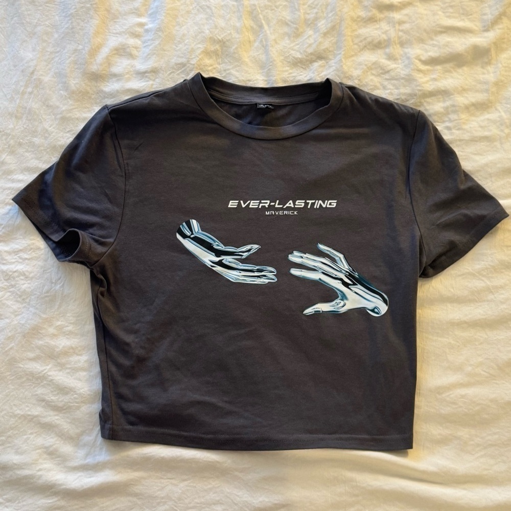 Women’s Charcoal Gray Graphic Tee with Chrome Graphic Hand Design | NEW | Small